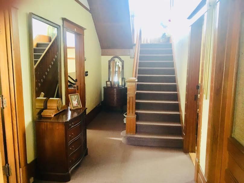 Le Petit Chateau Montebello B&B المظهر الخارجي الصورة